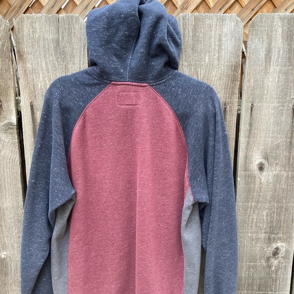 Billabong Red Two-Tone Hoodie L Cotton Pockets Beach Outdoor Logo RN99064 - Picture 6 of 11
